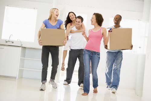 Customer raising a complaint during a home move with a removal team